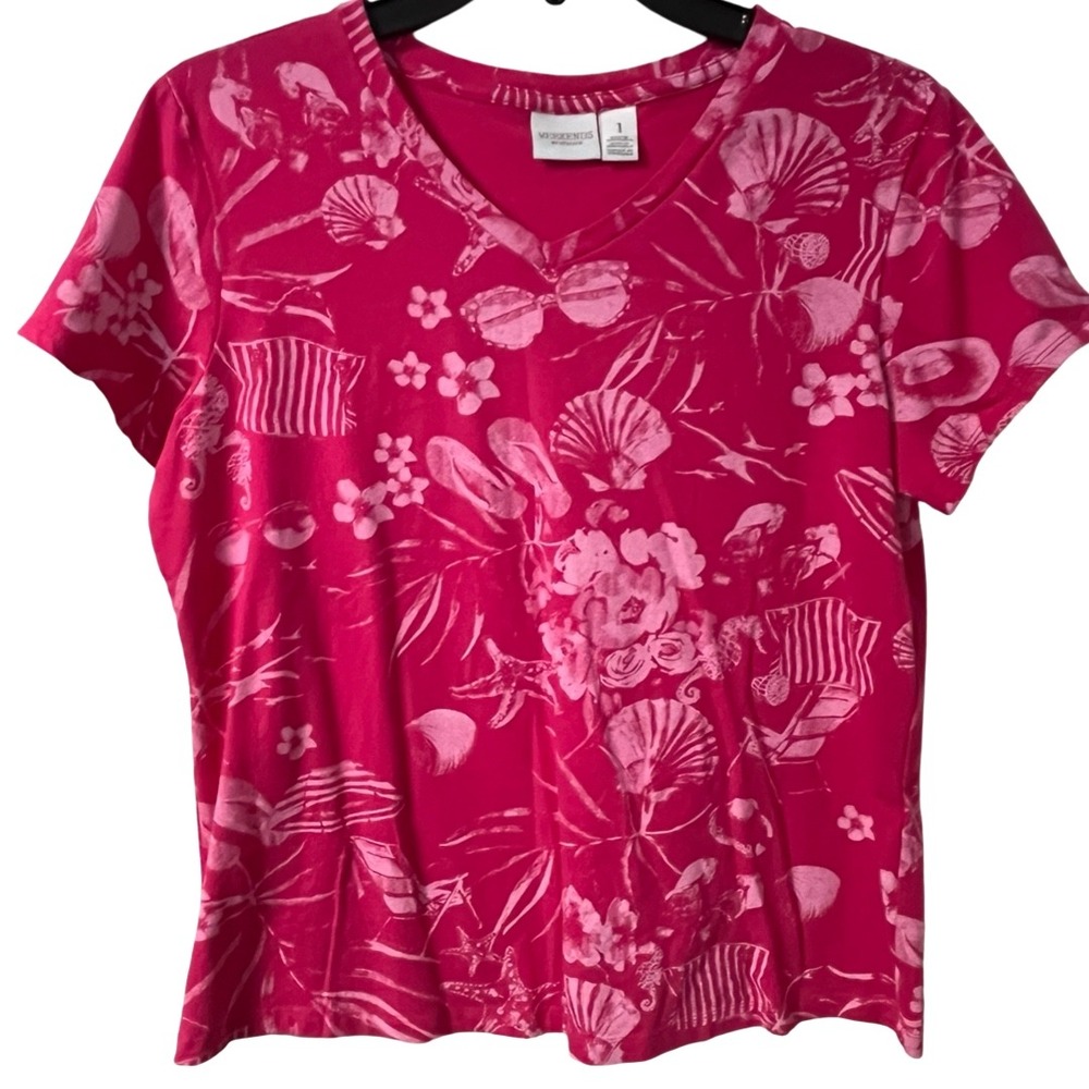 Weekends by Chicos Pink Tropical Beach Print‎ V-Neck T-Shirt Size 1 Medium
